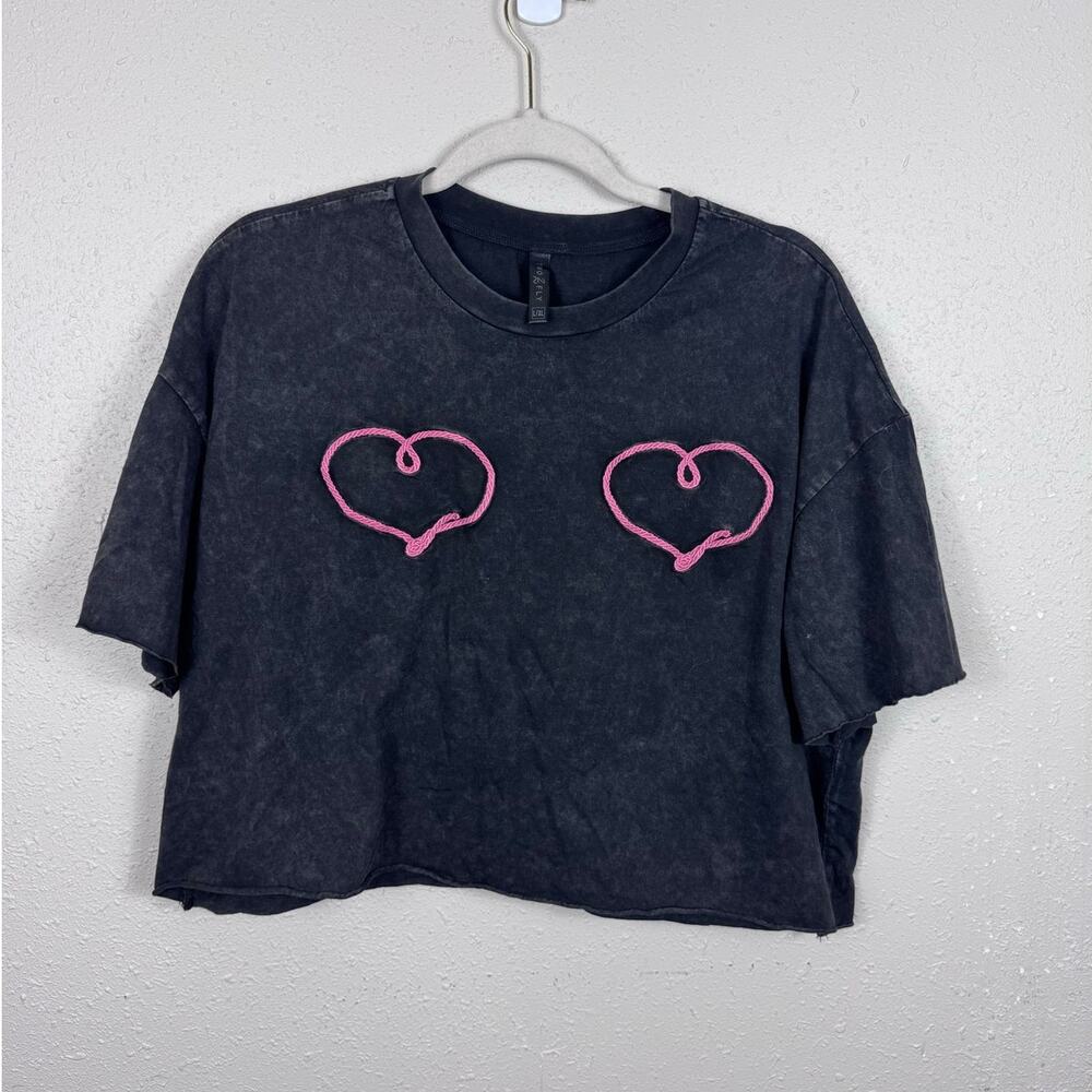 Two 2 Fly Black Antique Wash Heart Tee Womens Size L/XL